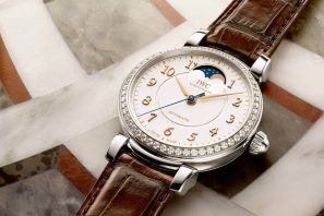 IWC Da Vinci Automatic 36 background